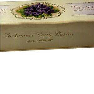 Vintage Parfumerie Verly Berlin Violet Beauty soap 3 Bars Made in Germany Unused